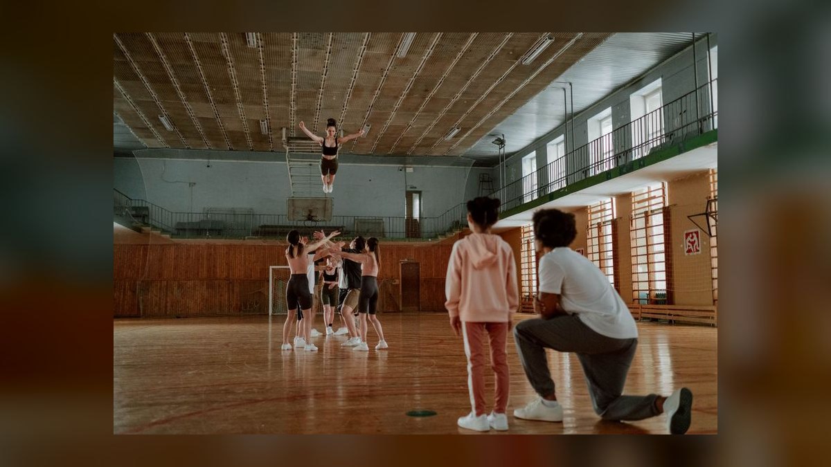 How do you coach a top performer so they don't leave — figure 5