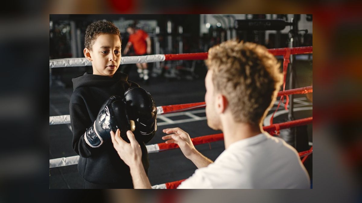 How do you coach storytelling skills to salespeople — figure 2