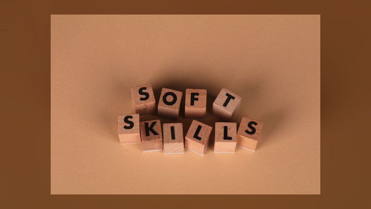 How do you coach storytelling skills to salespeople — figure 4