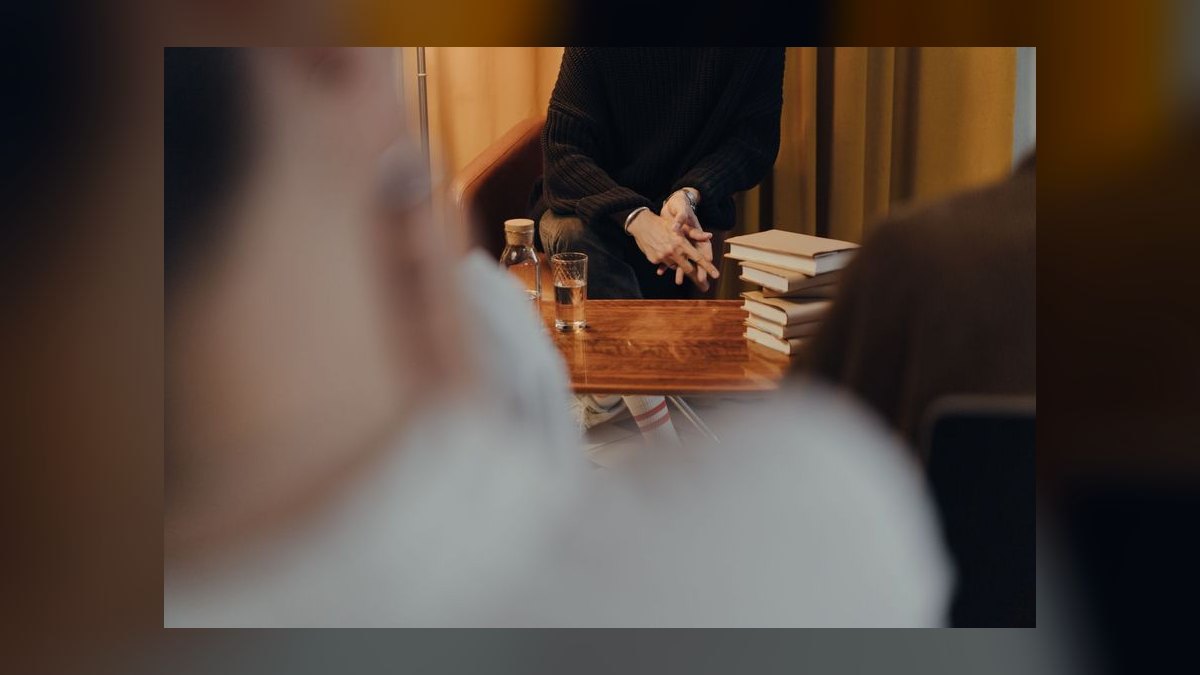 How do you coach an SDR who books meetings that never show up — figure 6