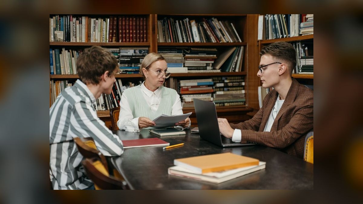How do you coach an SDR who books meetings that never show up — figure 7