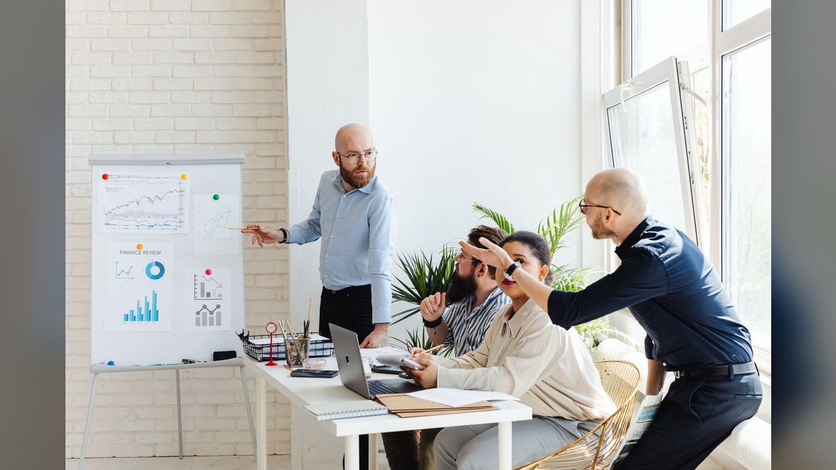 Top 10 Coaching Frameworks for Enterprise Sellers — figure 2