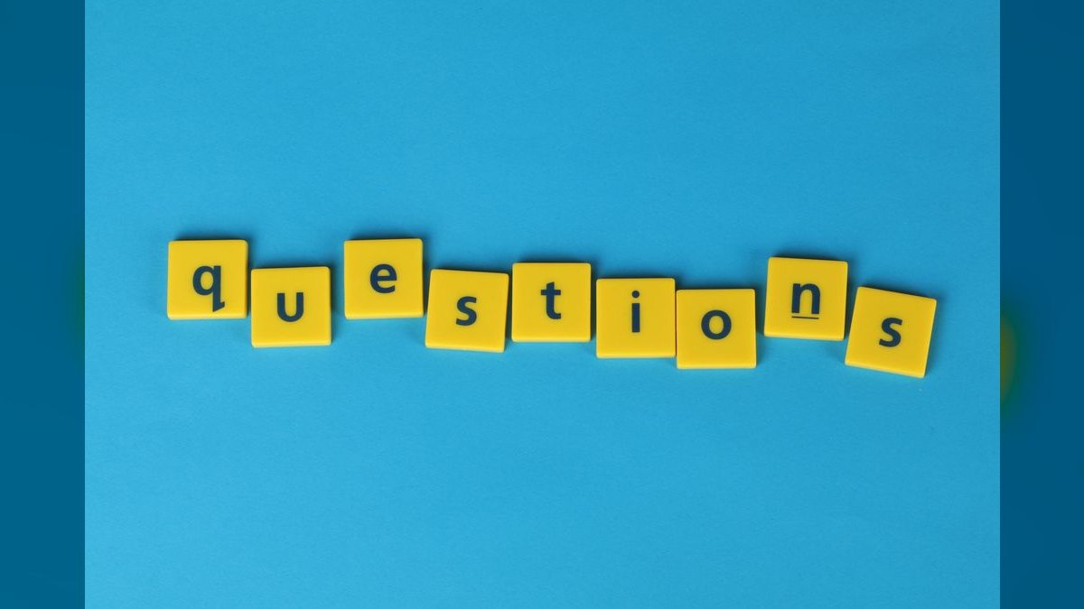 Top 10 1:1 Coaching Questions for First-Line Managers in 2027
