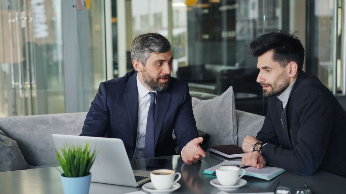 Top 10 1:1 Coaching Questions for Enterprise Sellers — figure 4