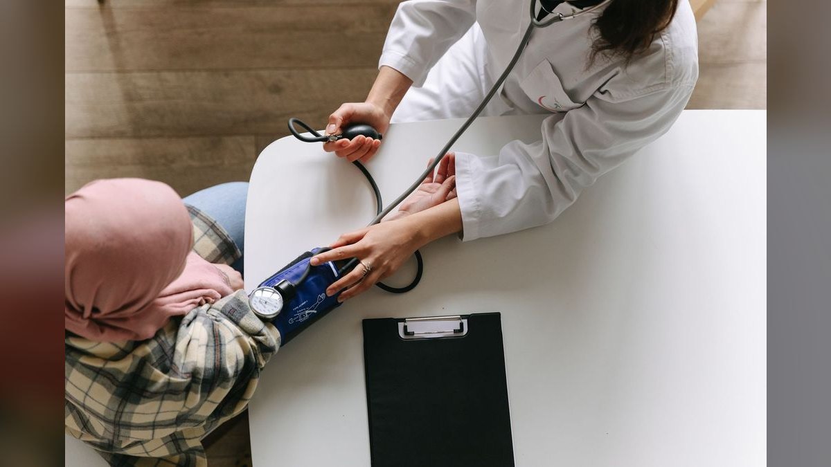 Top 10 MEDDPICC Coaching Checks for Remote Reps — figure 4