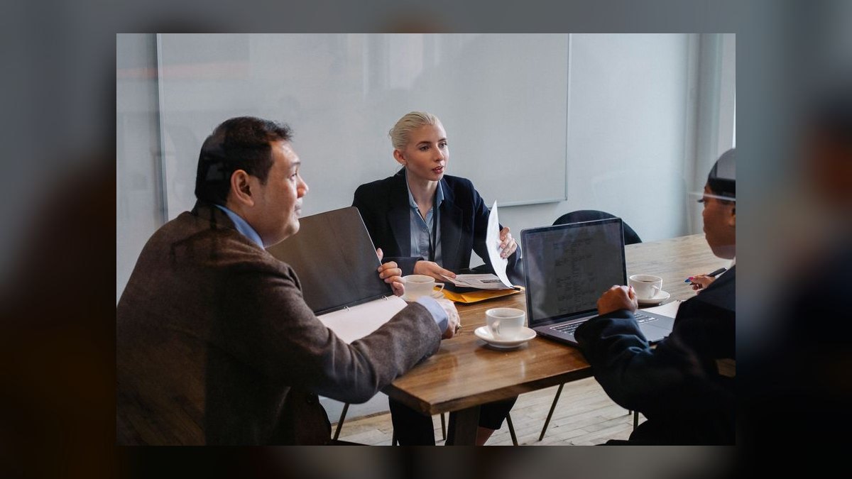 How do you coach a rep who gets ghosted after strong first calls — figure 8