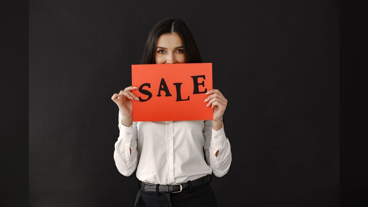 How do you coach a brand-new sales manager on their first hire — figure 3