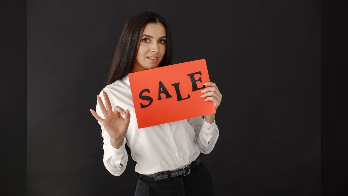 How do you coach a brand-new sales manager on their first hire — figure 5