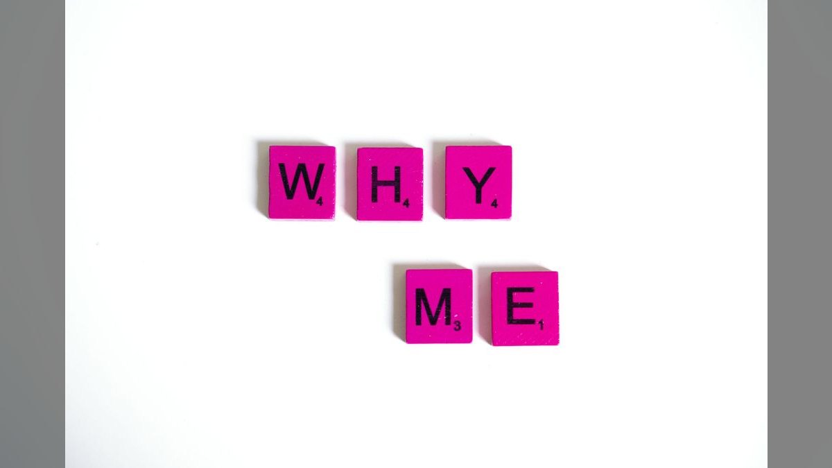 What is the single best question to ask after a lost deal to prompt reflection without blame — figure 5