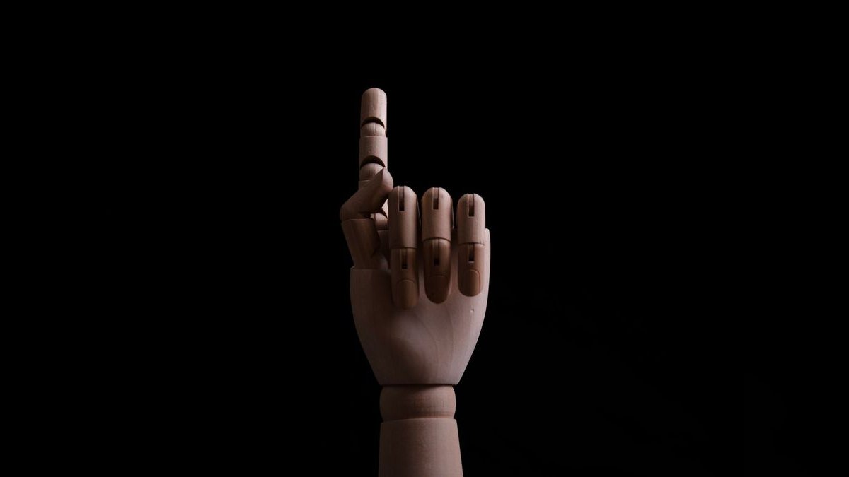 How do you ask a rep to re-articulate a prospect’s pain point in their own words to test comprehension?