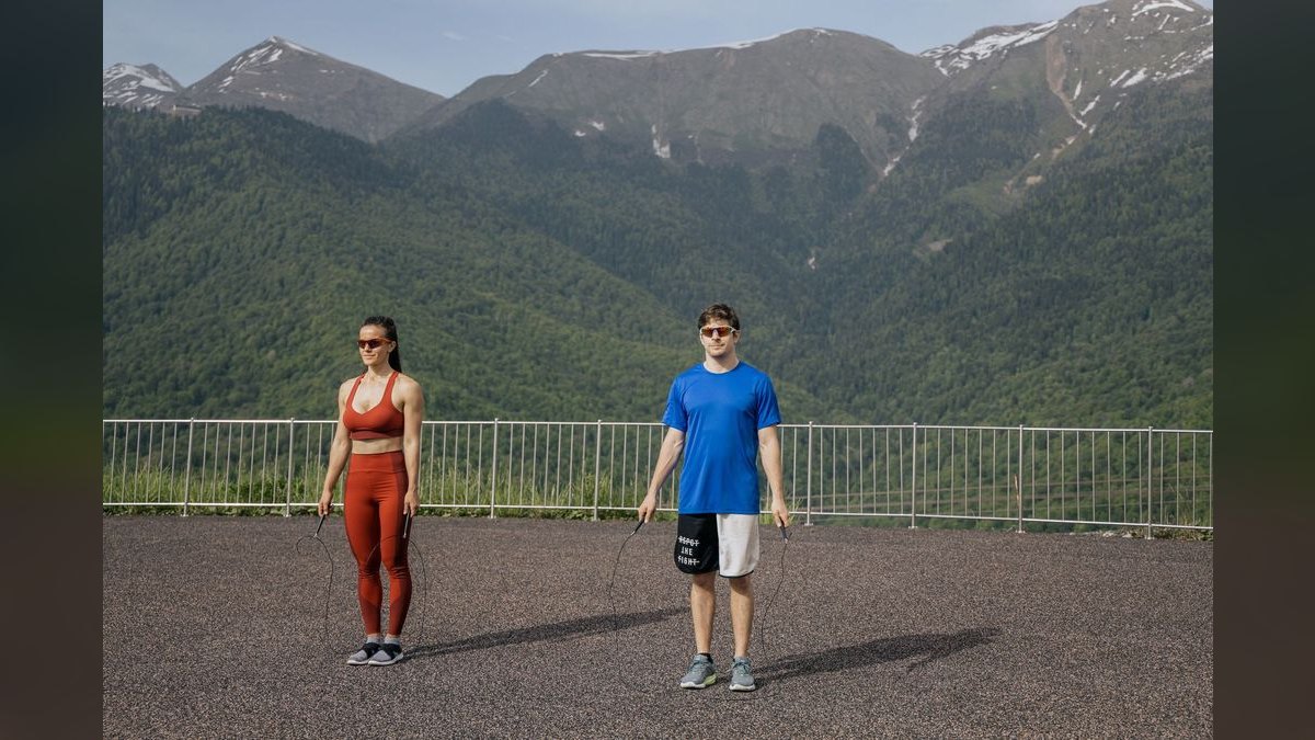 How do you coach a rep who is overconfident and skipping process — figure 5