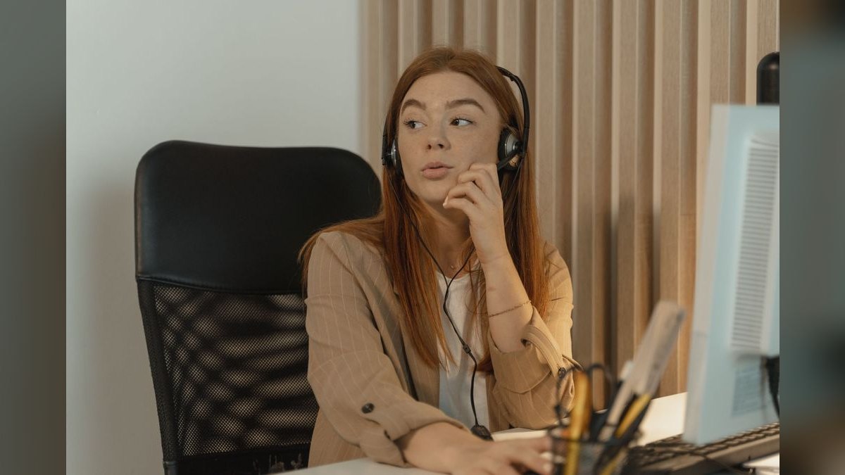 How do you coach a rep who avoids using the CRM for call logging in 2027 — figure 5
