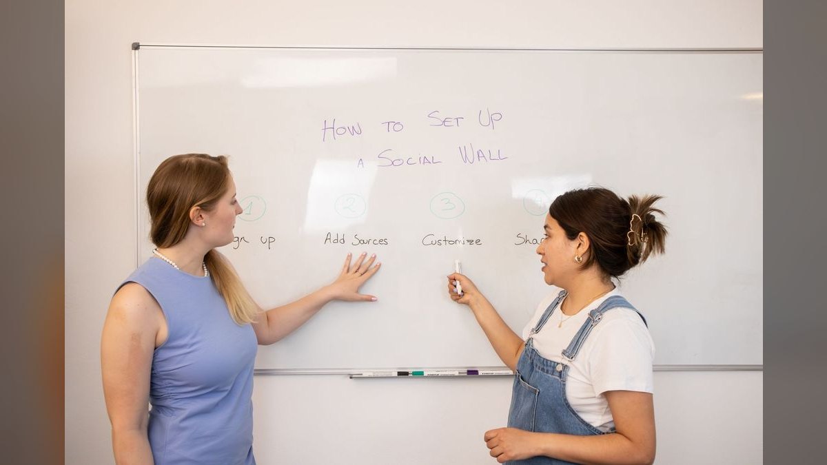 How do you coach a rep to use social selling more effectively in 2027