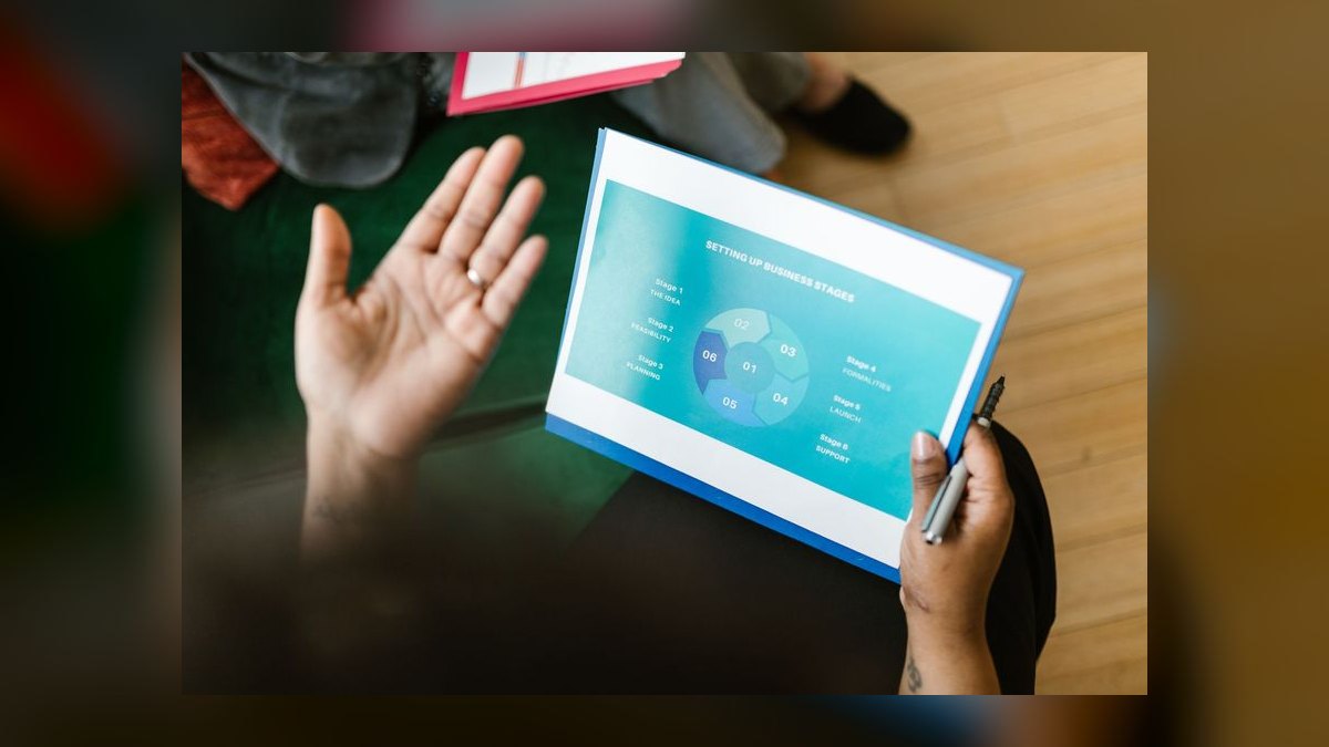 How do you coach a rep to interpret CRM activity data to spot a stalled deal in 2027 — figure 5