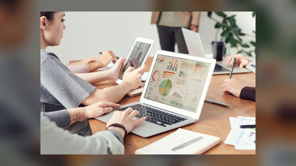 How do you coach a sales leader in Security & Fire Systems in 2027 — figure 6