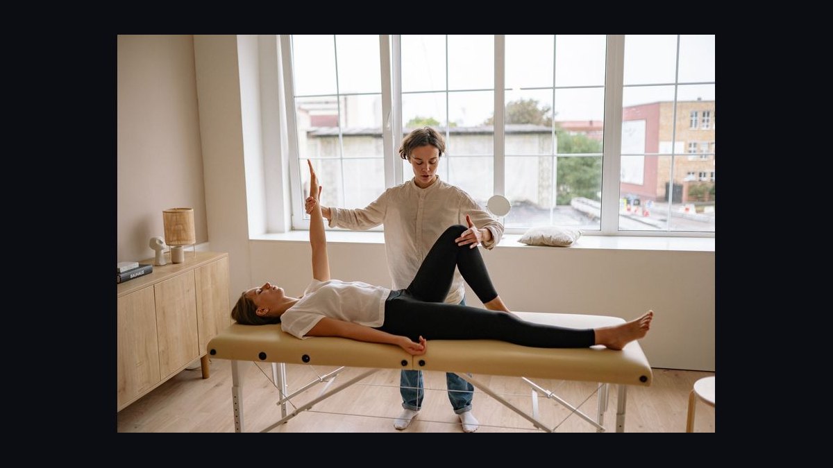 How do you coach a sales leader in Physical Therapy & Chiropractic in 2027 — figure 6