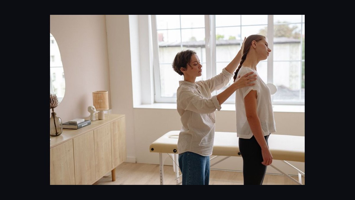 How do you coach a sales leader in Physical Therapy & Chiropractic in 2027 — figure 7
