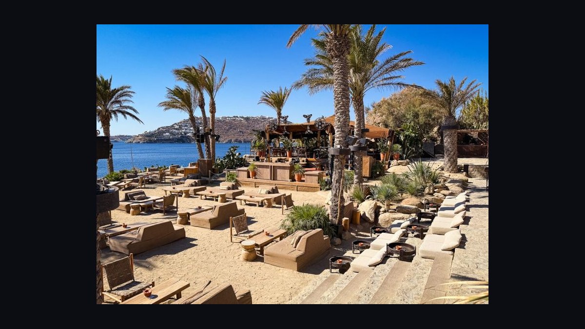 The 10 Best Beach Clubs in Mykonos for 2027