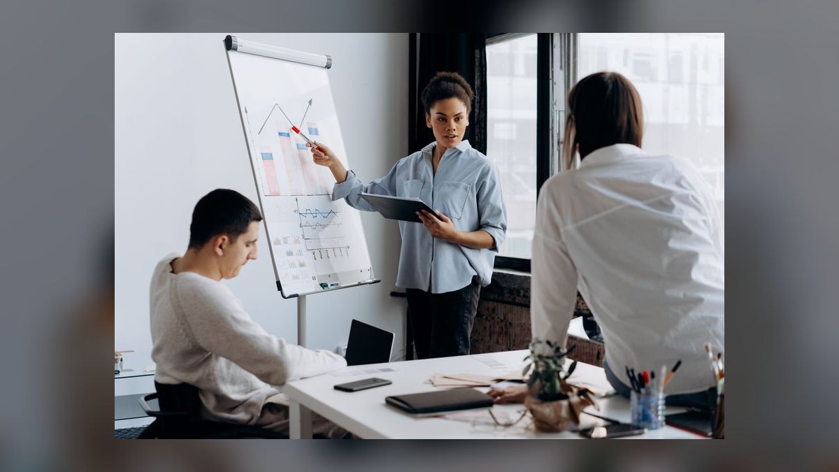 How much does Cologne cost in 2027 — figure 2