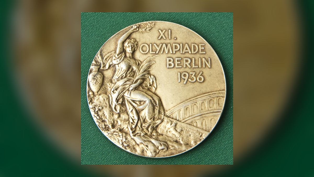 The 10 Best Sports Memorabilia Pieces to Collect in 2027 — figure 7