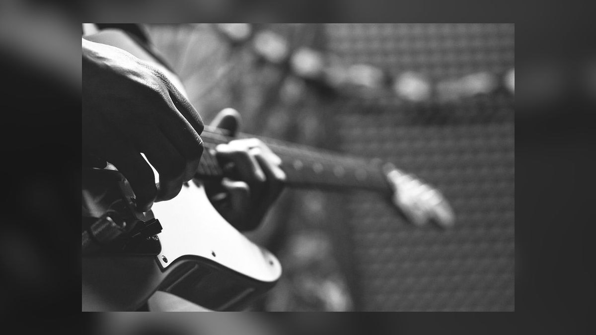 The 10 Best Vintage Guitars to Collect in 2027 — figure 9