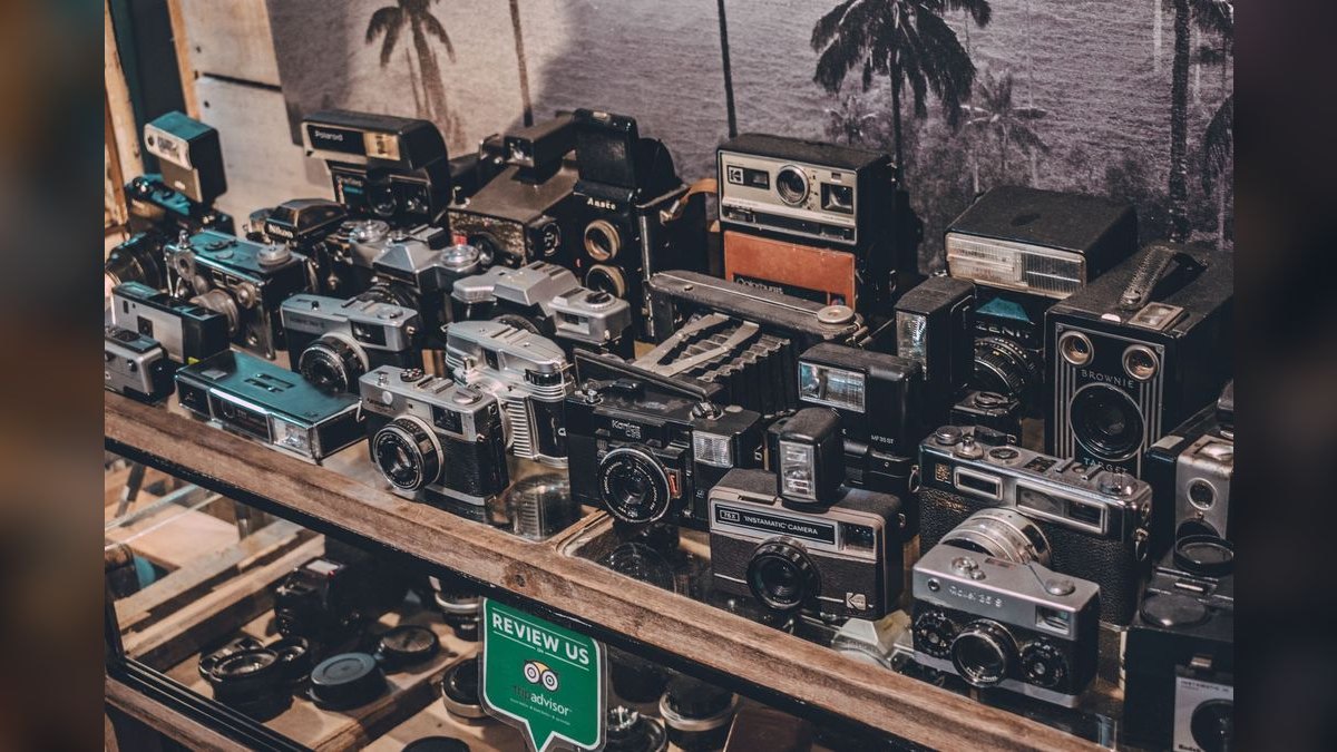 The 10 Best Vintage Cameras to Collect in 2027 — figure 3