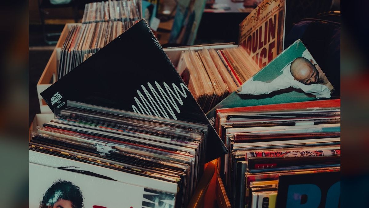 The 10 Best Vinyl Records from the 2000s to Collect in 2027 — figure 6