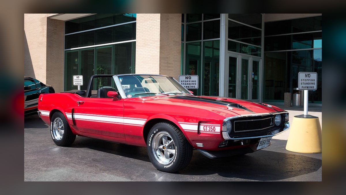 Top 10 Classic American Cars 1965 — Best Overall + Best Value — figure 5