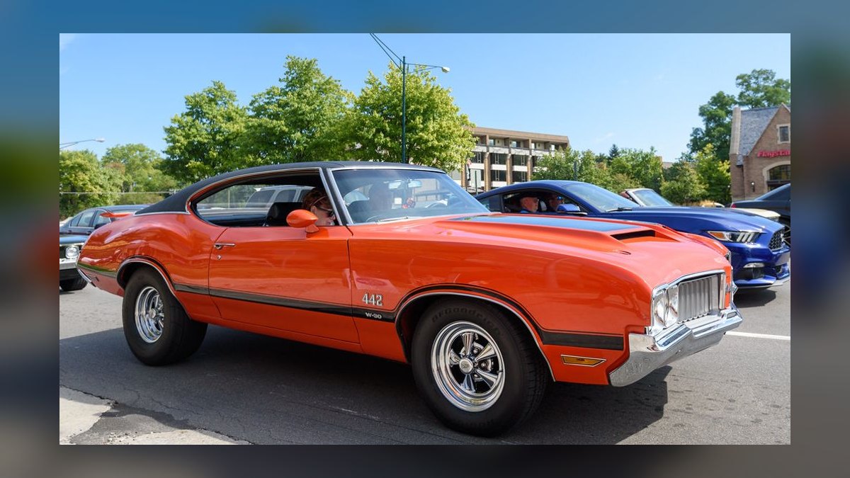 Top 10 Classic American Cars 1965 — Best Overall + Best Value — figure 8