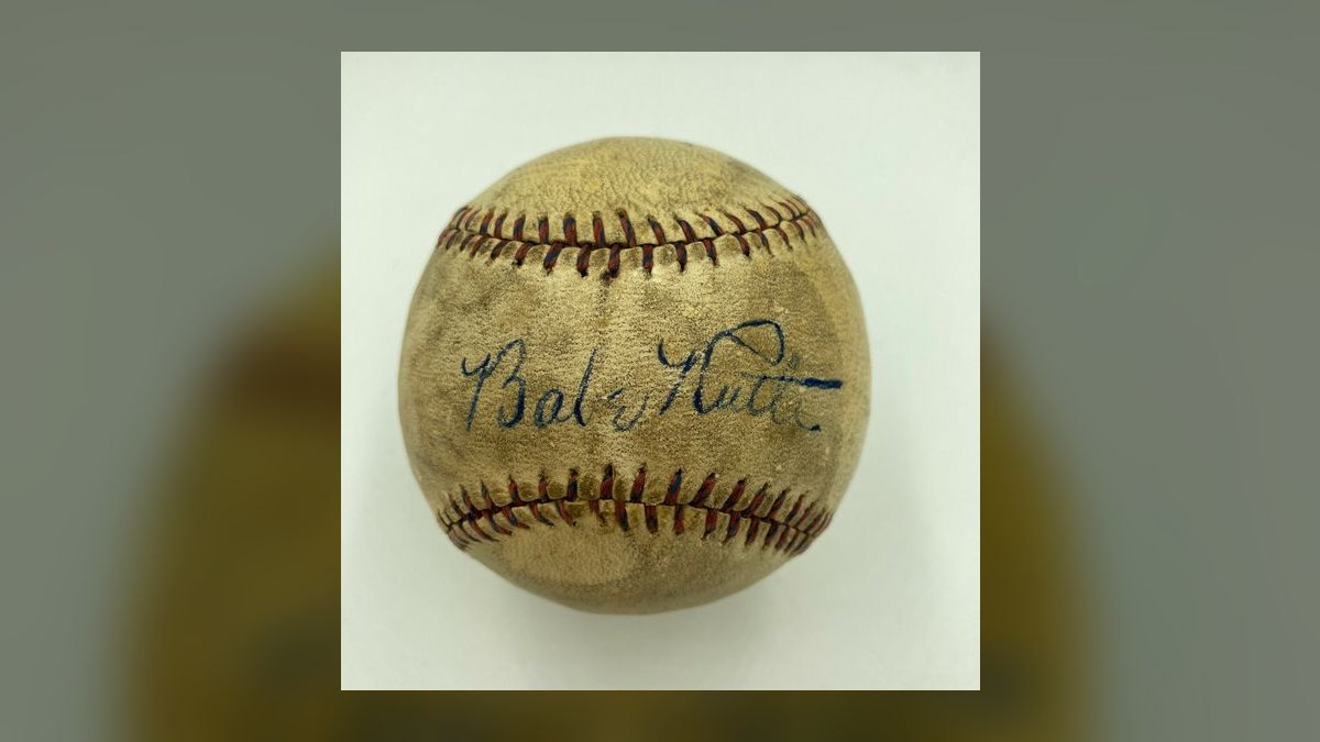 The 10 Best Vintage Autographed Memorabilia to Collect in 2027