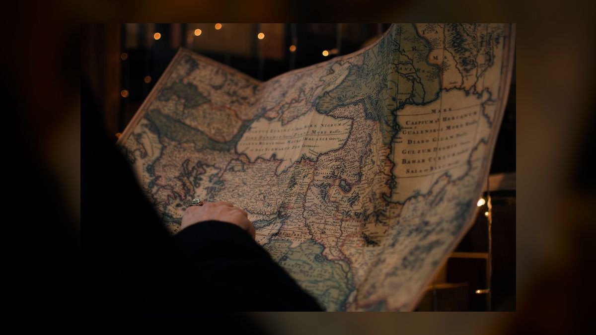 The 10 Best Antique Maps to Collect in 2027 — figure 1
