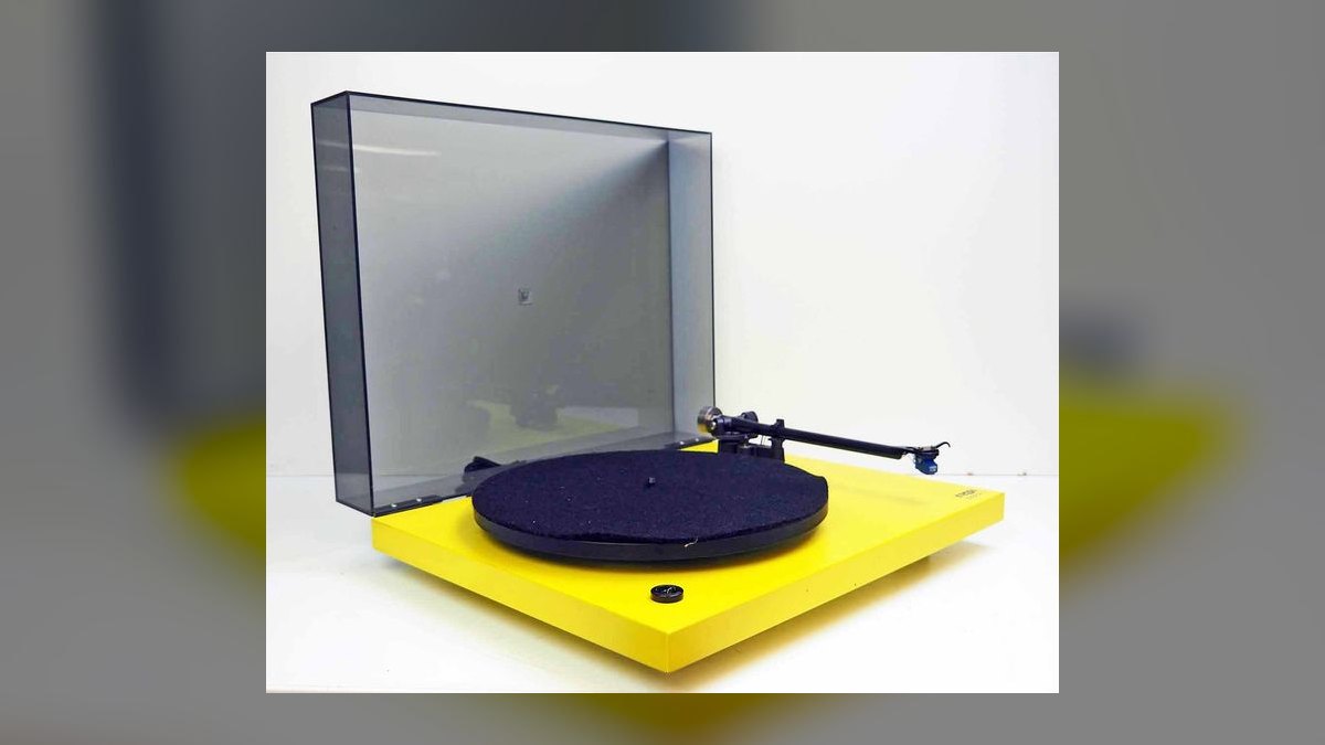 The 10 Best Vintage Vinyl Record Players to Collect in 2027 — figure 8
