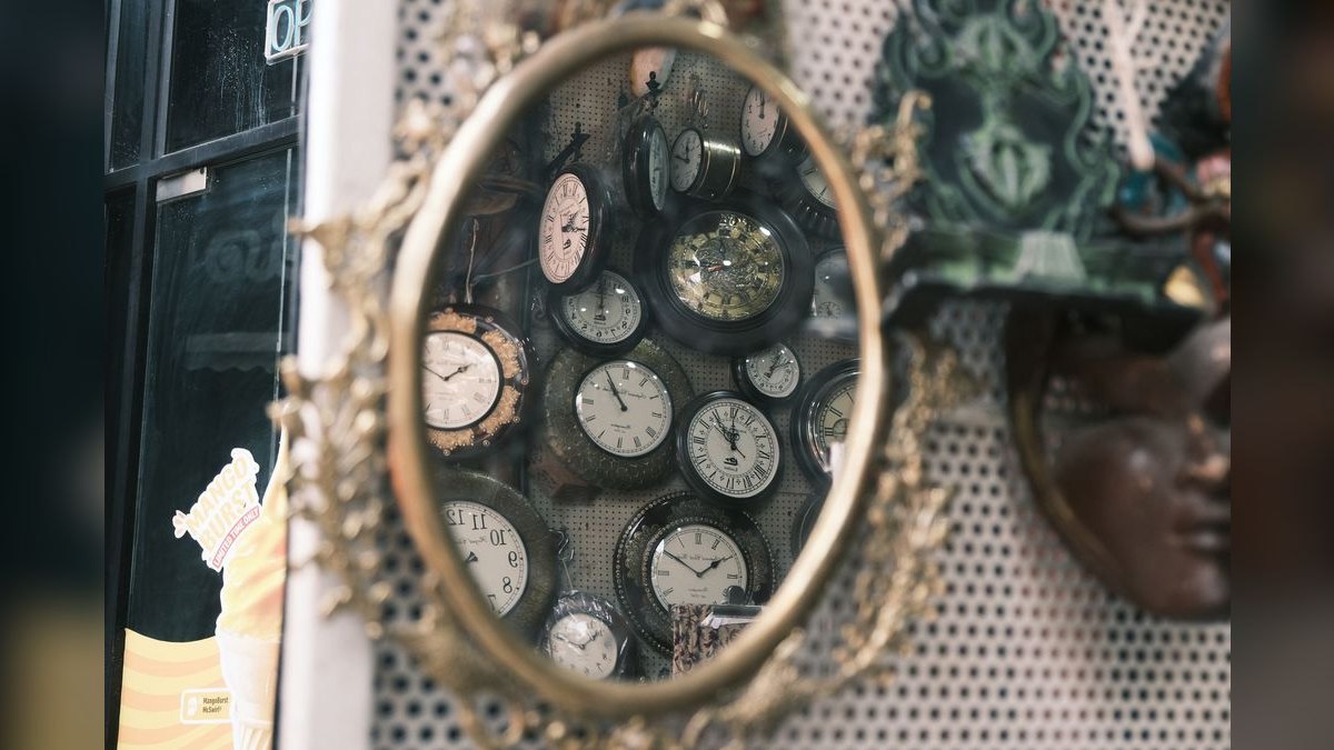 The 10 Best Antique Clocks to Collect in 2027