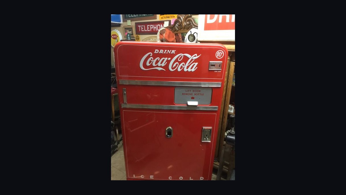 The 10 Best Vintage Soda Memorabilia to Collect in 2027 — figure 7