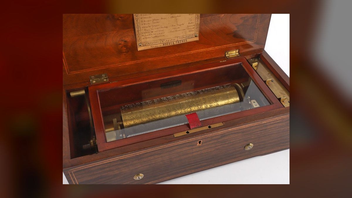 The 10 Best Vintage Music Boxes to Collect in 2027 — figure 1
