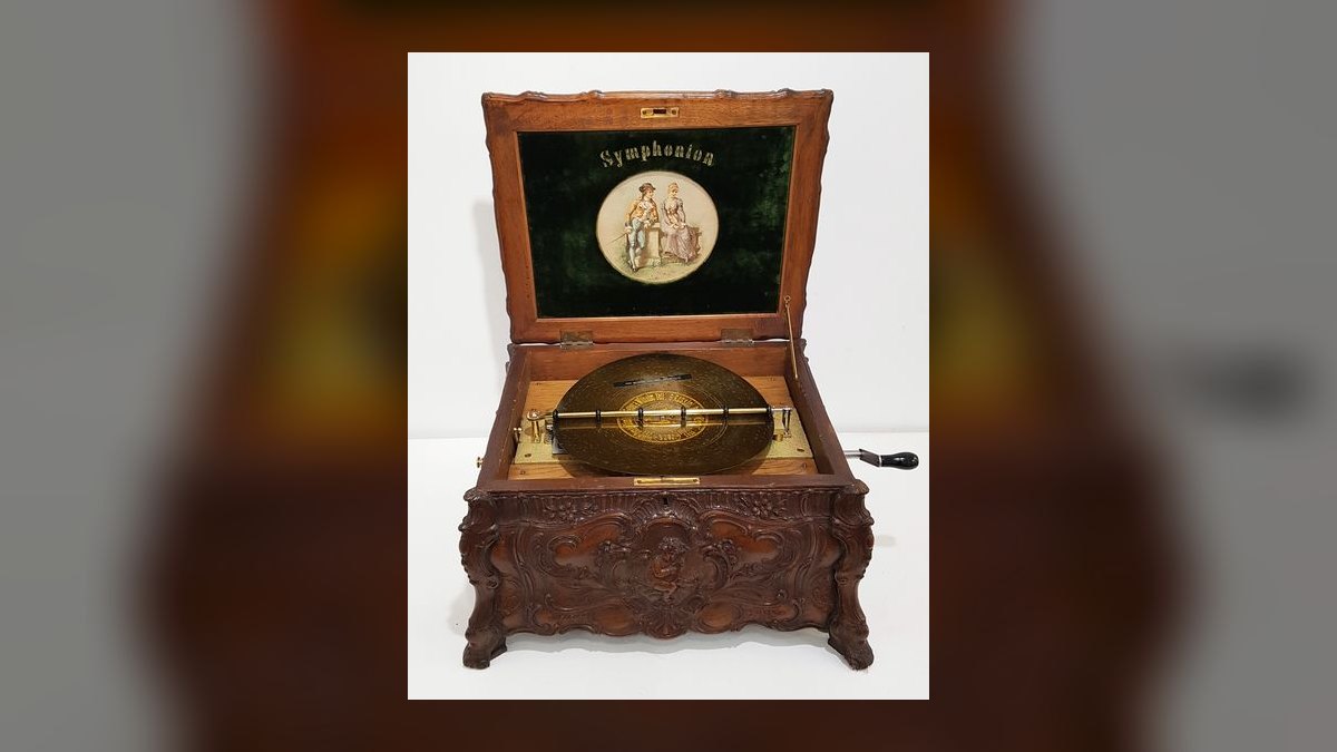 The 10 Best Vintage Music Boxes to Collect in 2027 — figure 2