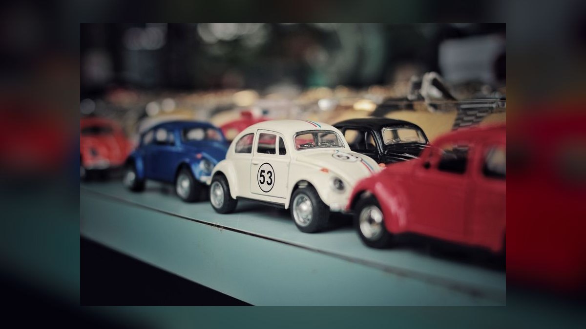 The 10 Best Vintage Slot Cars to Collect in 2027 — figure 1