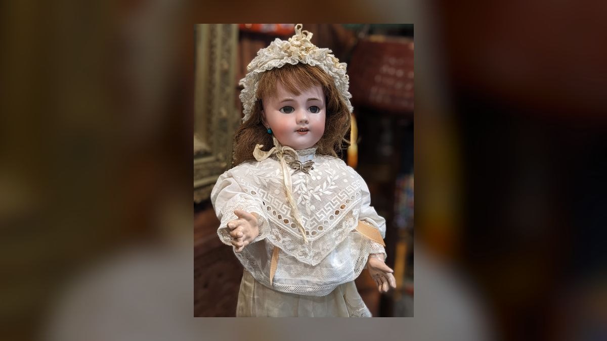 The 10 Best Antique Hand-Painted Porcelain Dolls to Collect in 2027 — figure 1