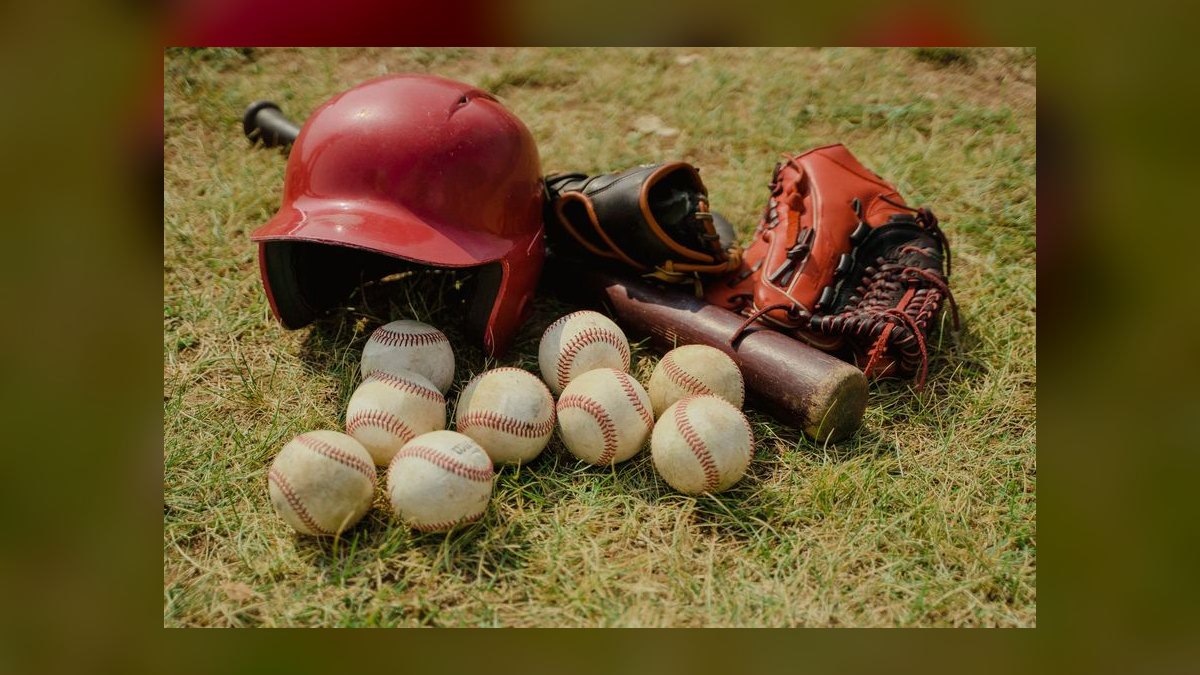 The 10 Best Rare Baseball Signed Balls to Collect in 2027 — figure 1