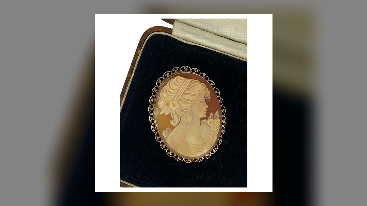The 10 Best Antique Victorian Brooches to Collect in 2027 — figure 1
