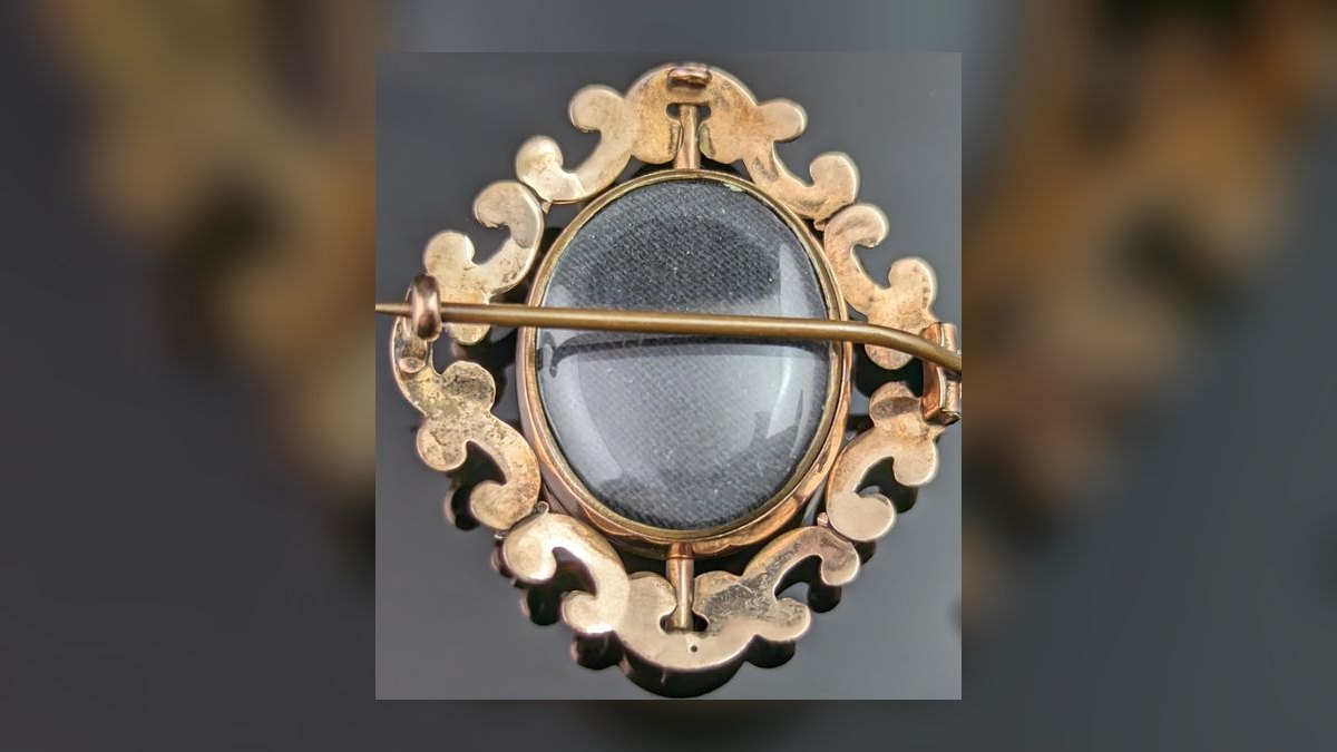 The 10 Best Antique Victorian Brooches to Collect in 2027 — figure 3