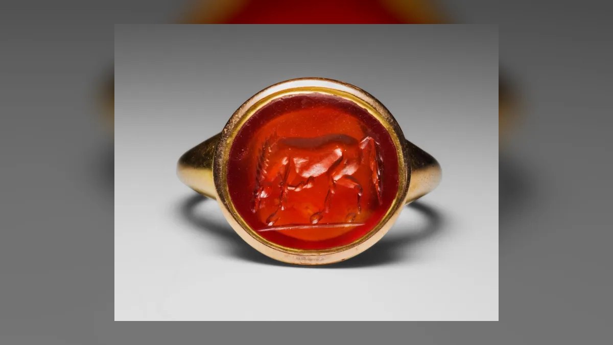 The 10 Best Antique Cameo Jewelry to Collect in 2027 — figure 2