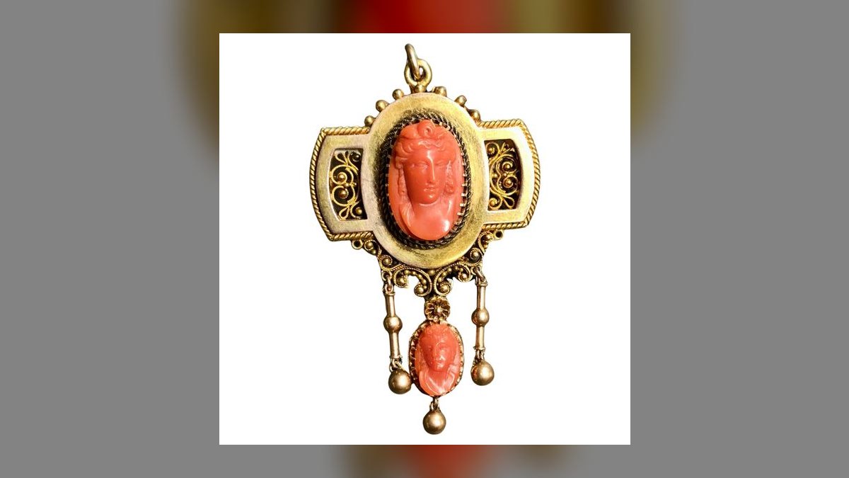 The 10 Best Antique Cameo Jewelry to Collect in 2027 — figure 4