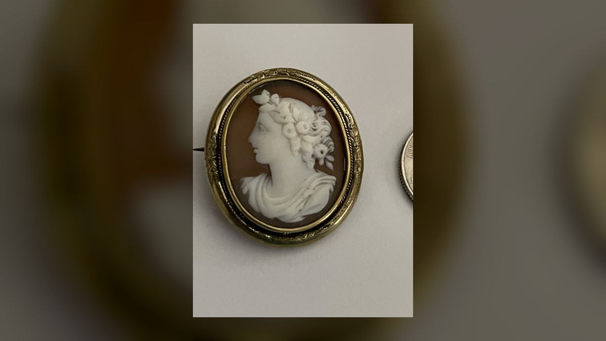 The 10 Best Antique Cameo Jewelry to Collect in 2027 — figure 6
