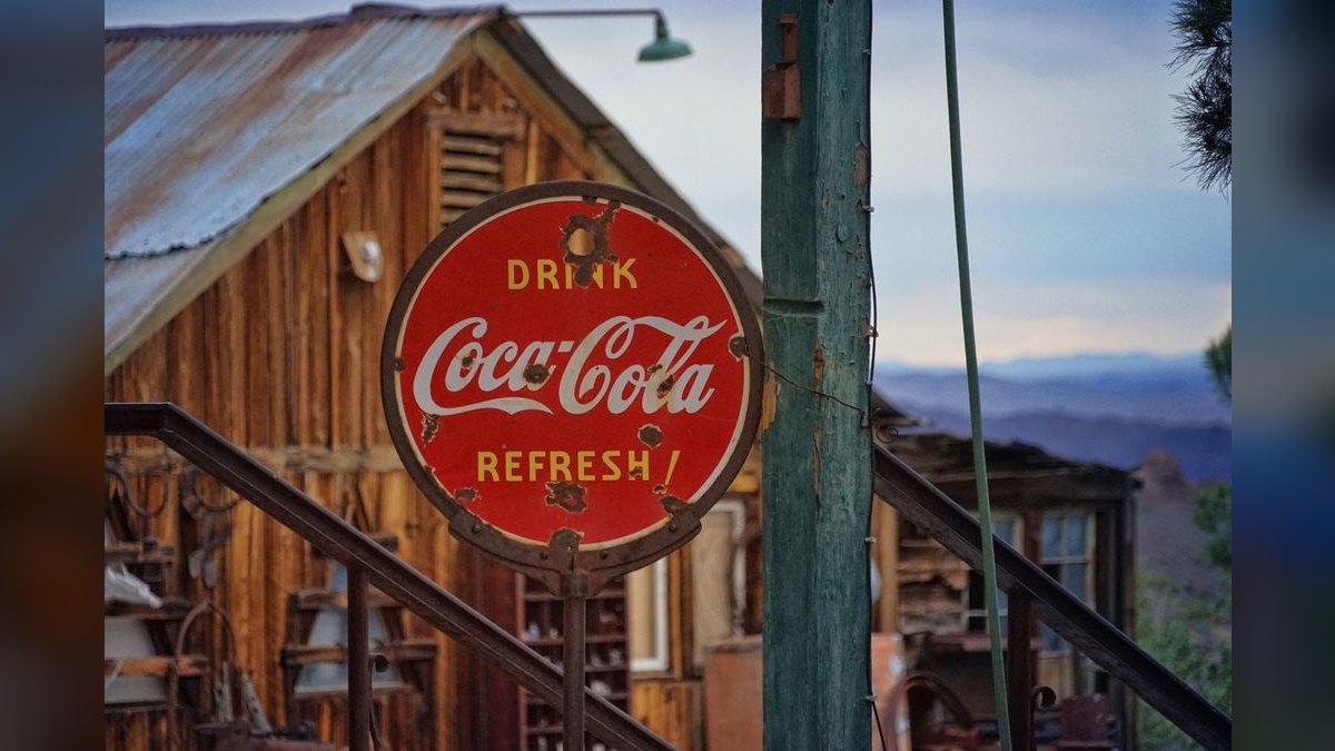 The 10 Best Vintage Coca-Cola Advertising Signs to Collect in 2027 — figure 5