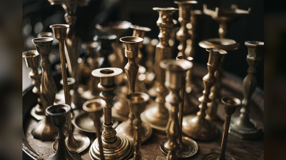 The 10 Best Antique Brass Floor Lamps to Collect in 2027 — figure 2