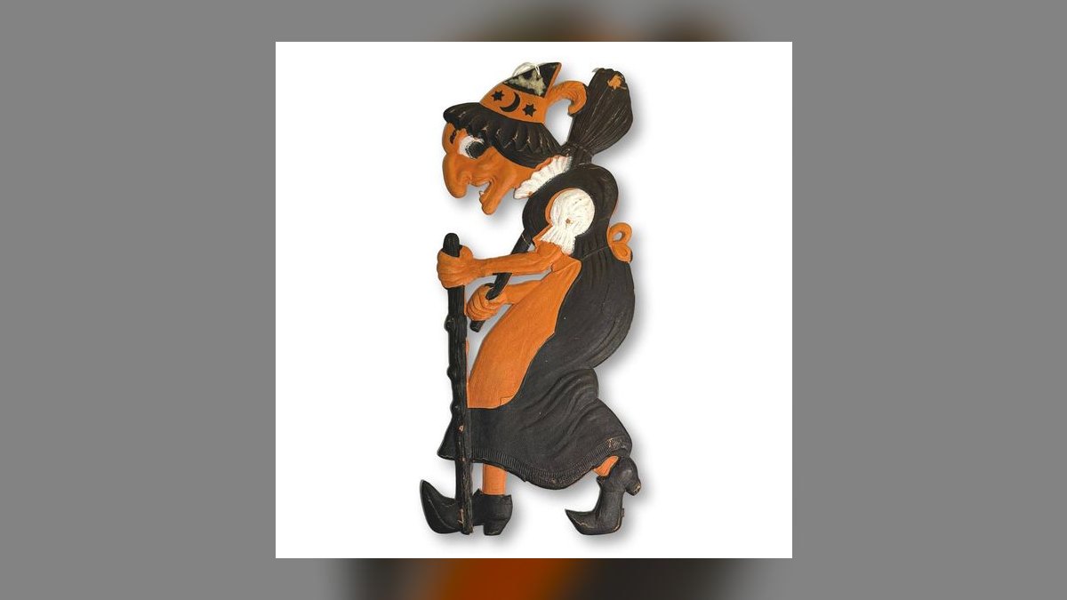 The 10 Best Vintage Halloween Decorations to Collect in 2027 — figure 2