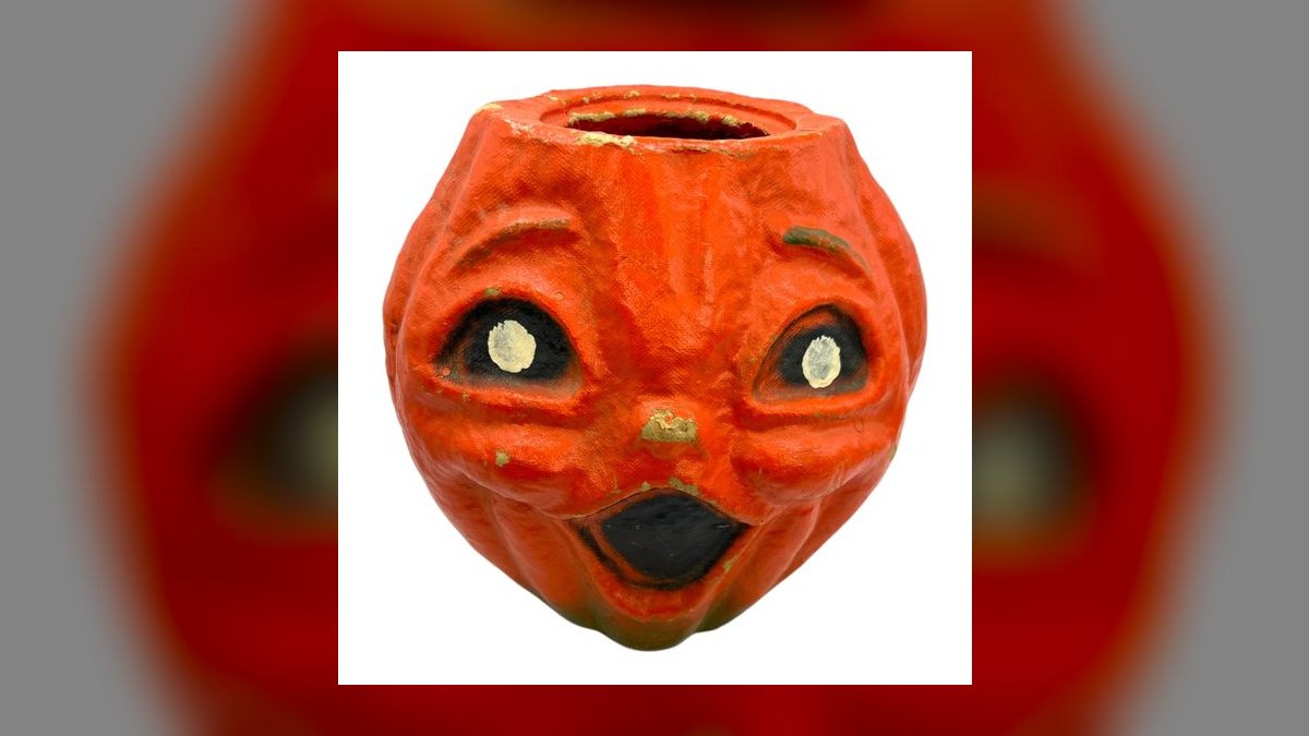 The 10 Best Vintage Halloween Decorations to Collect in 2027 — figure 3