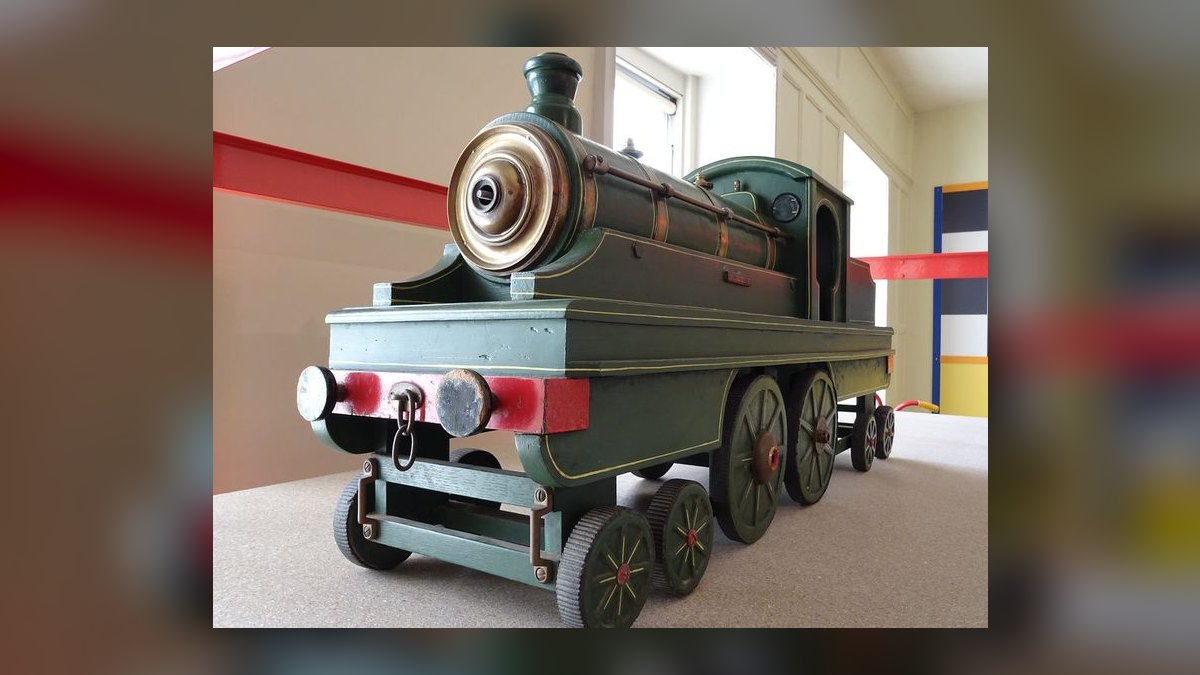 The 10 Best Vintage Tin Lithograph Toys to Collect in 2027 — figure 5