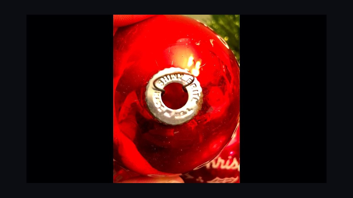 The 10 Best Vintage Christmas Ornaments from the 1950s to Collect in 2027